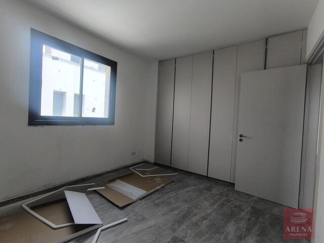 penthouse-6a3a5eb7a9a70-3.jpg