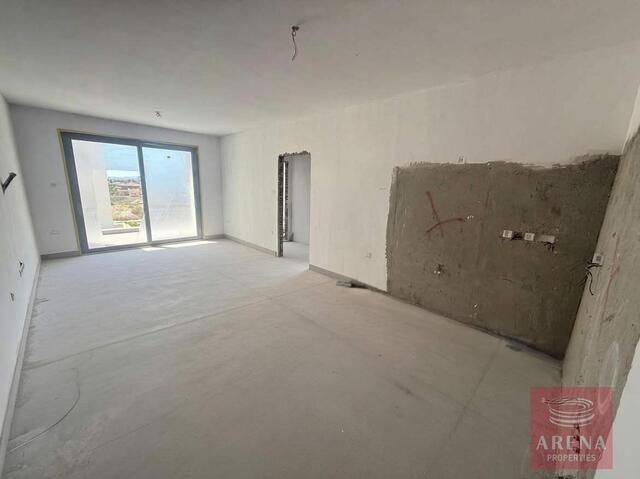 Modern 2 Bed Apartment in Pyla – photo 3