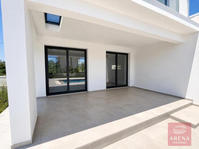 detachedHouse-6a4f9e3967d43-1.jpg