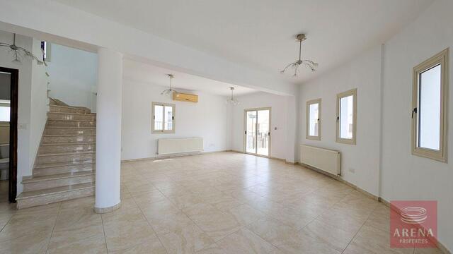 3 Bedroom Semi-Detached Villa in Aradippou – photo 7