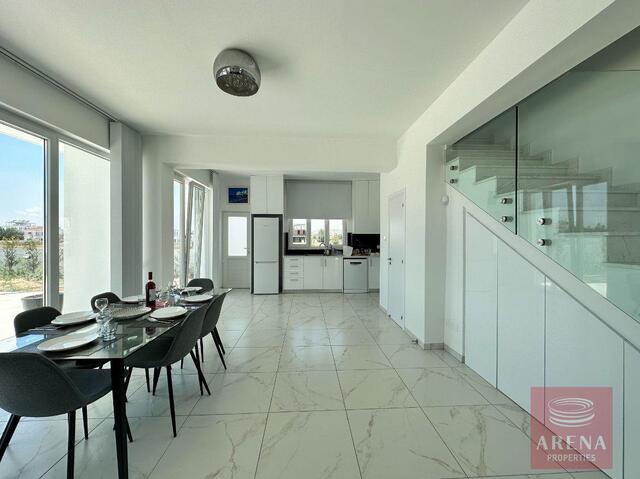 detachedHouse-69fc7b9821462-2.jpg