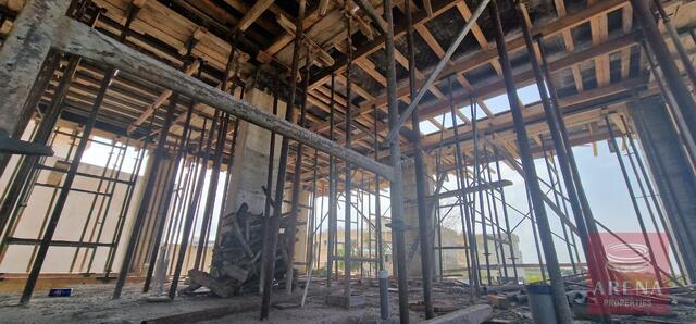 detachedHouse-69e5e9a678f7c-1.jpg