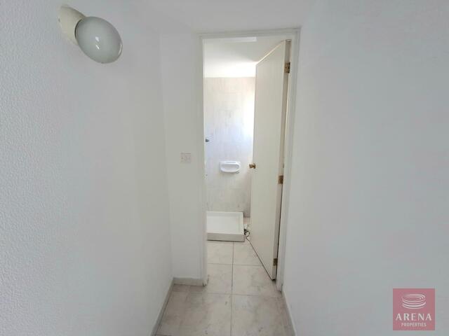 realEstateForBusiness-1-OFFICE-SPACE-FOR-RENT-9353-13.jpg