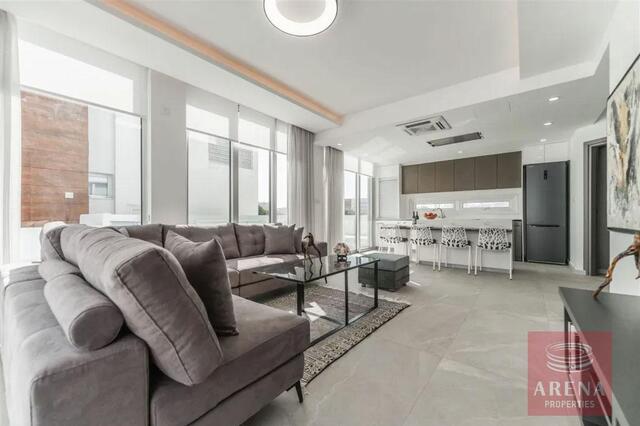 detachedHouse-6a3e7d5f31f37.jpg