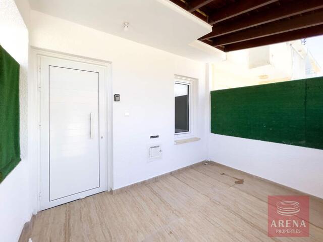 Renovated 2-Bed Maisonette for Sale in Paralimni – photo 1