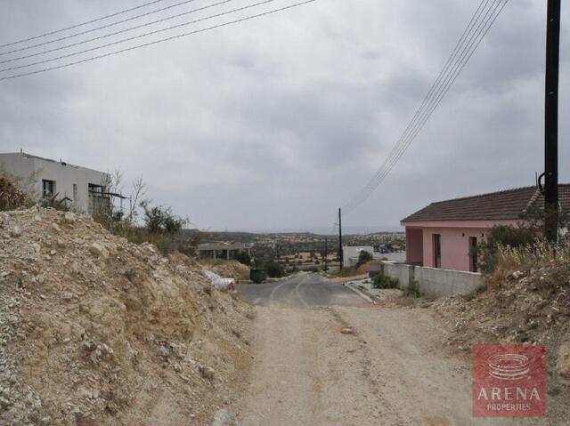 Residential land for sale in Tochni – photo 9