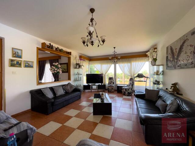 Luxury 6 Bed-Villa For Sale In Ayia Napa – photo 22