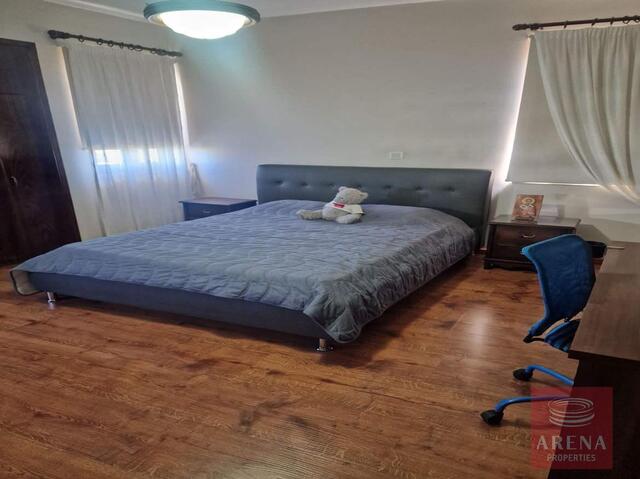 detachedHouse-6a215773a362c.jpg