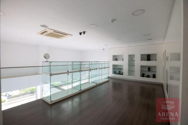 Luxury Shop For Sale In Paralimni – photo 1