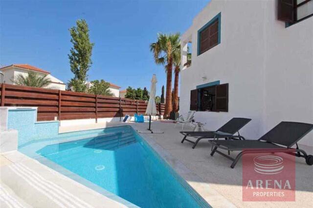 detachedHouse-1-4-bed-villa-for-rent-in-ayia-triada-5722.jpeg