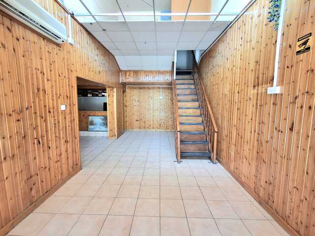 Shop for sale in port area – photo 4