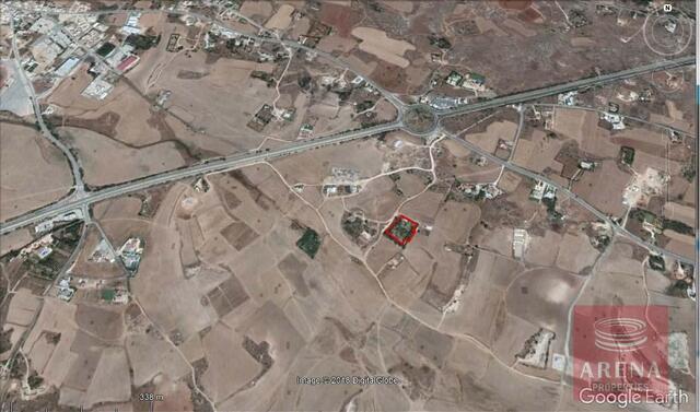 land-2-land-for-sale-in-paralimni-1.jpg