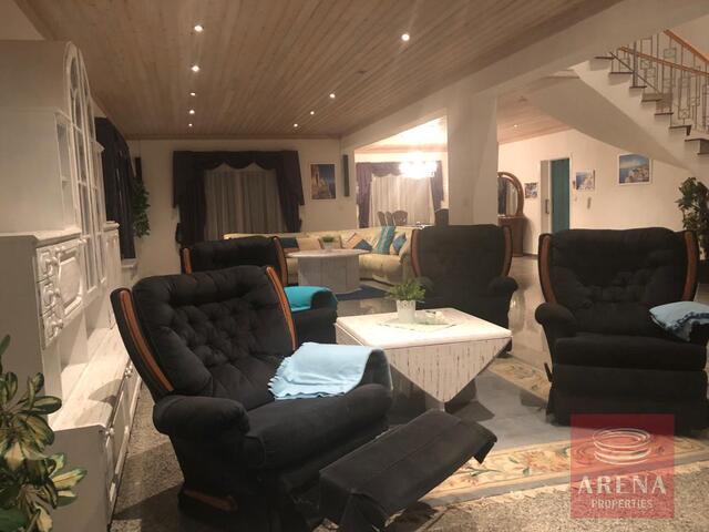 Villa in Pervolia for Rent – photo 14