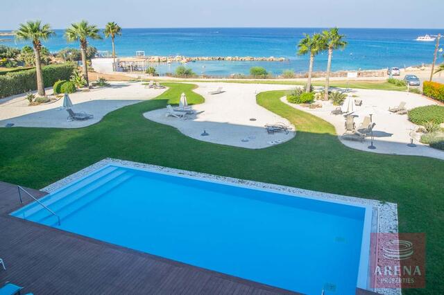 Beachfront Apartment in Protaras – photo 6