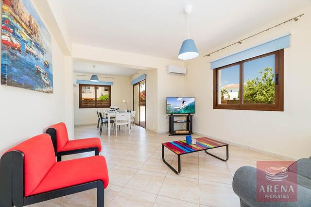 detachedHouse-10-VILLA-IN-AYIA-THEKLA-8281.jpg