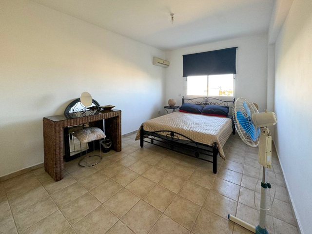 apartment-15-4-BED-APT-DERYNIA-9351.jpg