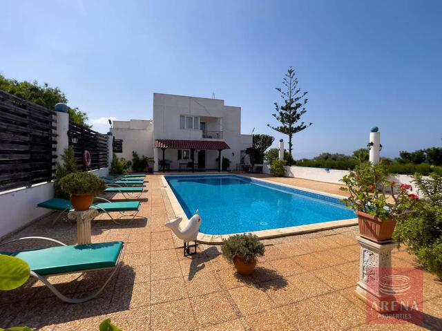 Luxury 6 Bed-Villa For Sale In Ayia Napa – photo 1