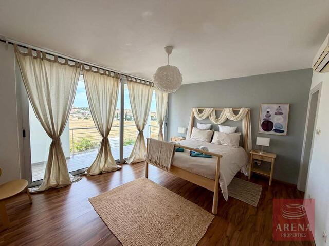 detachedHouse-6a16a05fdde28-4.jpg