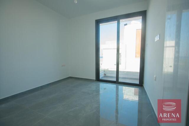 detachedHouse-DSC_5444-2.jpg