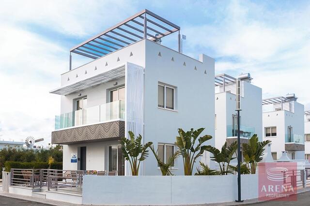 Villa in Ayia Napa – photo 1