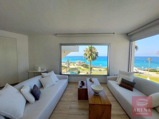 Luxury 2-Bed Apartment for Sale in Protaras – photo 8