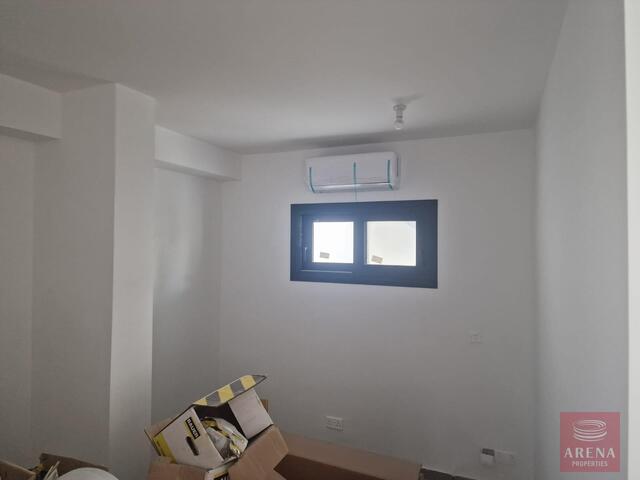 apartment-1-4-bed-apt-oroklini-9199-23.jpeg