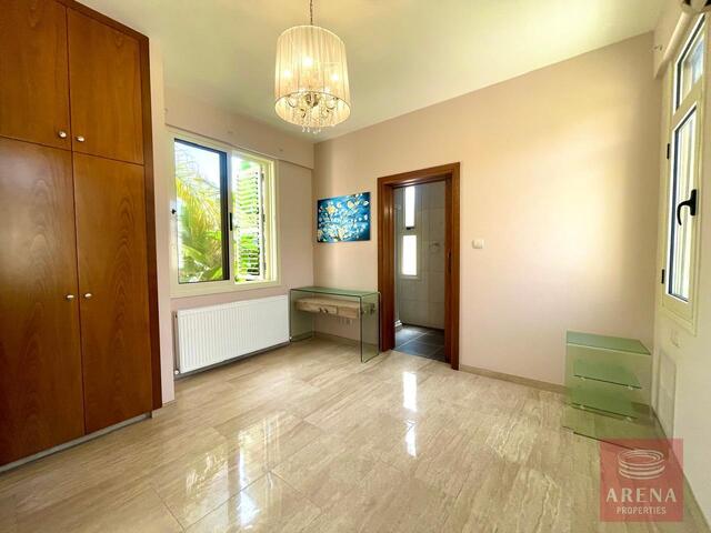 detachedHouse-12-5-BED-VILLA-IN-PERVOLIA-8296.jpg