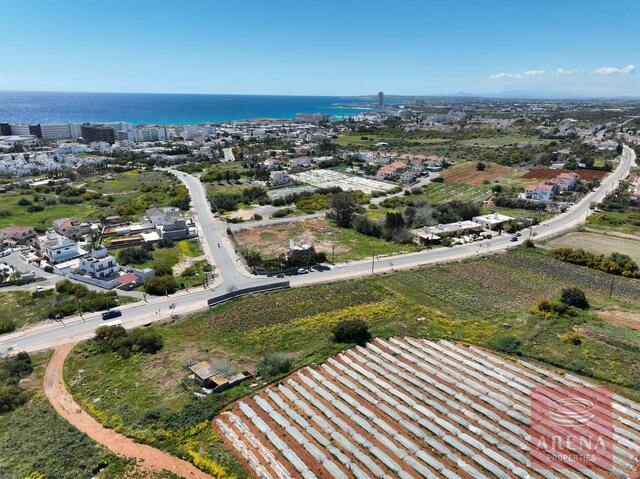 Luxury Villa in Ayia Napa For Sale – photo 9