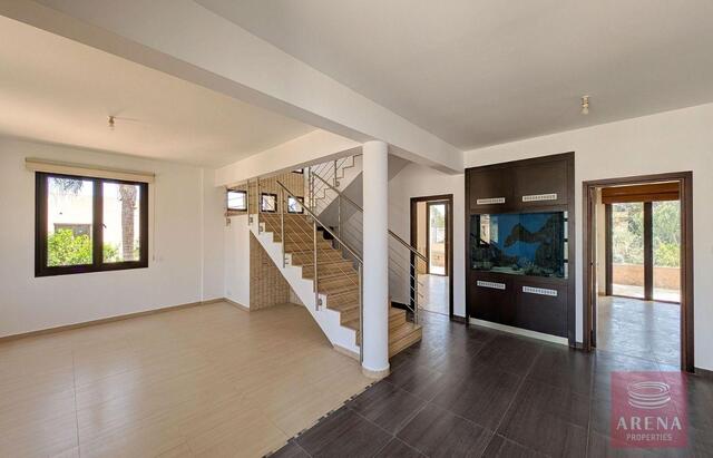 detachedHouse-6a7d72427849e-2.jpg