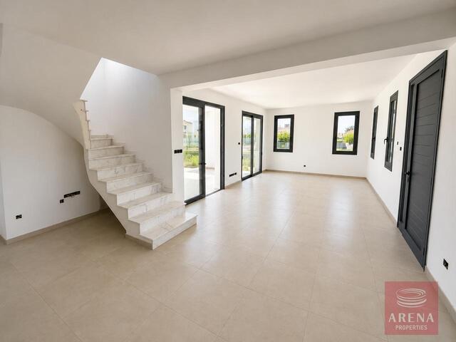 detachedHouse-6a4f9e397f992-1.jpg