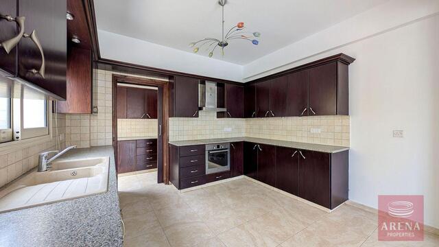 3 Bedroom Semi-Detached Villa in Aradippou – photo 9
