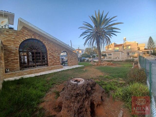 detachedHouse-4-3-BED-VILLA-IN-PYLA-7456-1.jpg