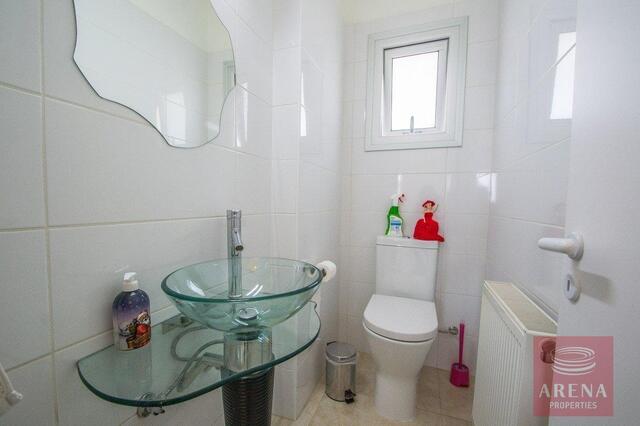detachedHouse-16-villa-4bed-frenaros-3932-1.jpg