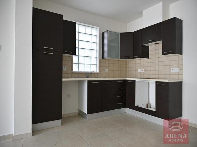 1-Bedroom Penthouse for Sale in Tersefanou – photo 3