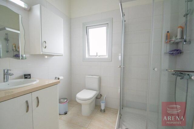 detachedHouse-18-villa-4bed-frenaros-3932-1.jpg
