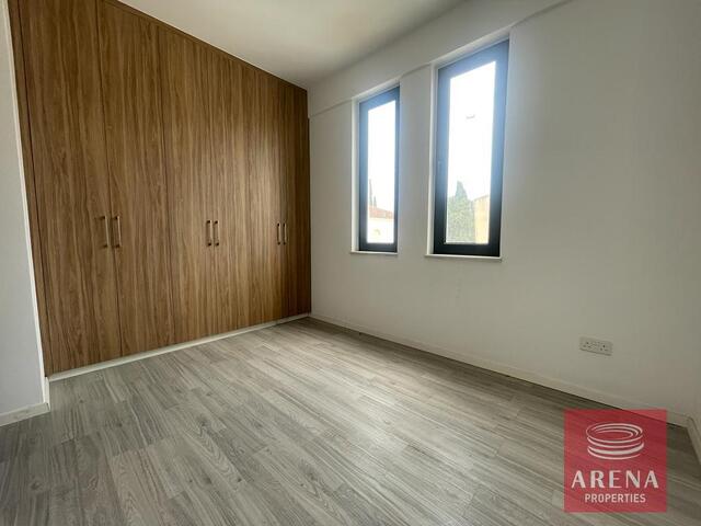 detachedHouse-9-3-bed-townhouse-in-dekelia-7031-2.jpg