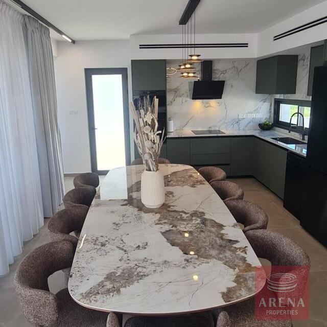 Luxury 3-Bedroom Villa for Sale in Pervolia – photo 13