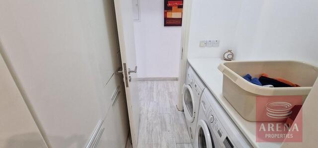 bungalow-69c1537a3dff5.jpg