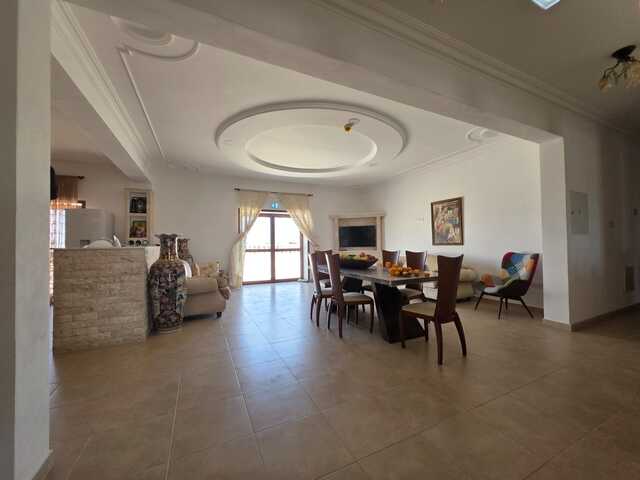 detachedHouse-1-10067-23-1.jpg