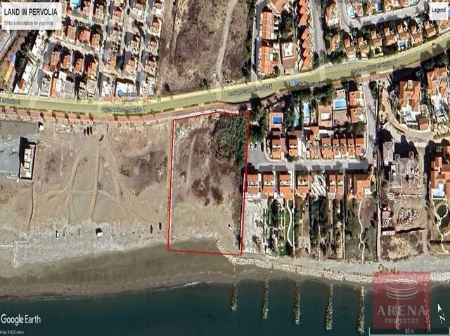 Sea front tourist Land for sale in Pervolia – photo 1
