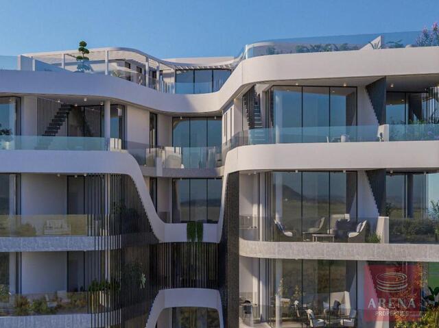 penthouse-6a2a705c609bd-11.jpg