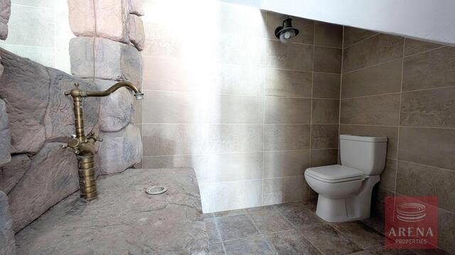 detachedHouse-6a3d67c8d70b6-1.jpg