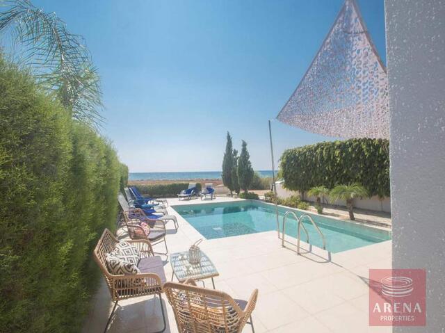 Stunning Seafront Villa with Panoramic Sea Views|Ayia Thekla – photo 1