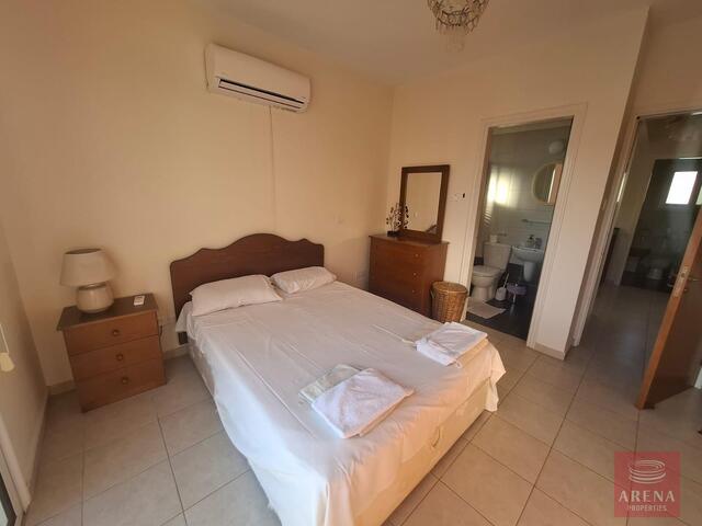 Detached 3-Bedroom Villa for Rent in Pernera, Paralimni – photo 12