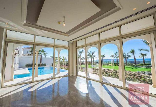 5 Bed Villa in Pervolia – photo 8