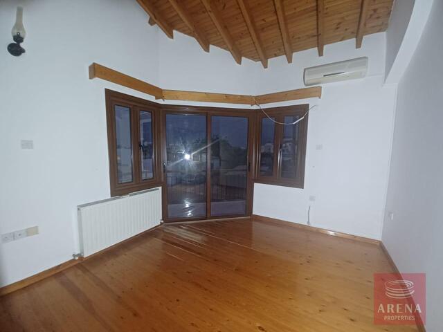 detachedHouse-17-3-BED-VILLA-XYLOTIMBOU-8077.jpeg