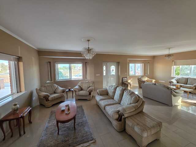 4 Bed Villa in Kiti – photo 26