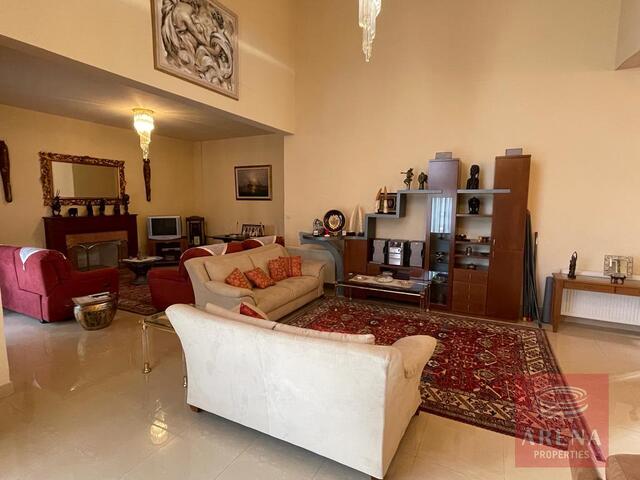 detachedHouse-7-4-bed-house-in-Sotiros-6363.jpg