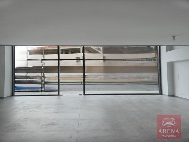 store-69a005ec2f91a.jpg