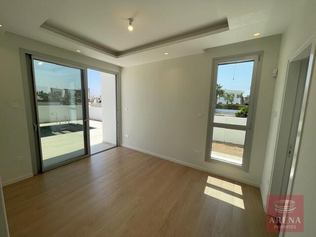 New Villas in Dekelia Area – photo 15